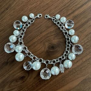 Super cute bracelet - pearls and crystals!